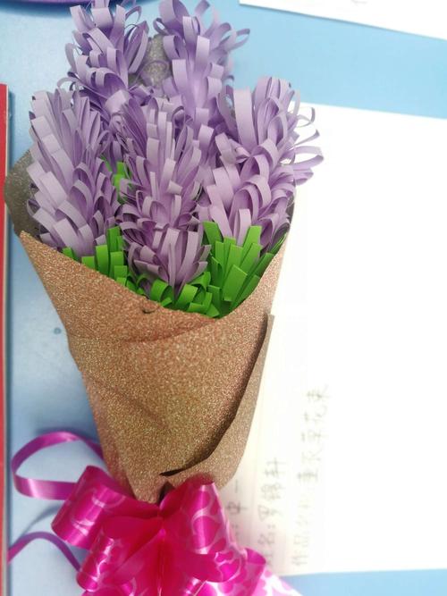 巧手生花，纸短情长——木制品纸制品亲子手工作品展侧记